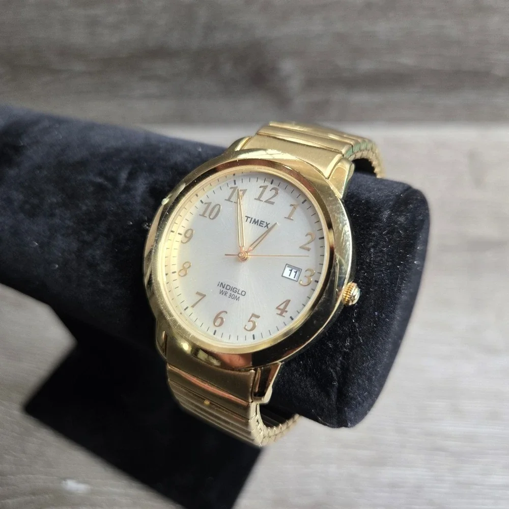Timex Indiglo Gold Tone Watch Date Window Expansion Band WR 30M R9